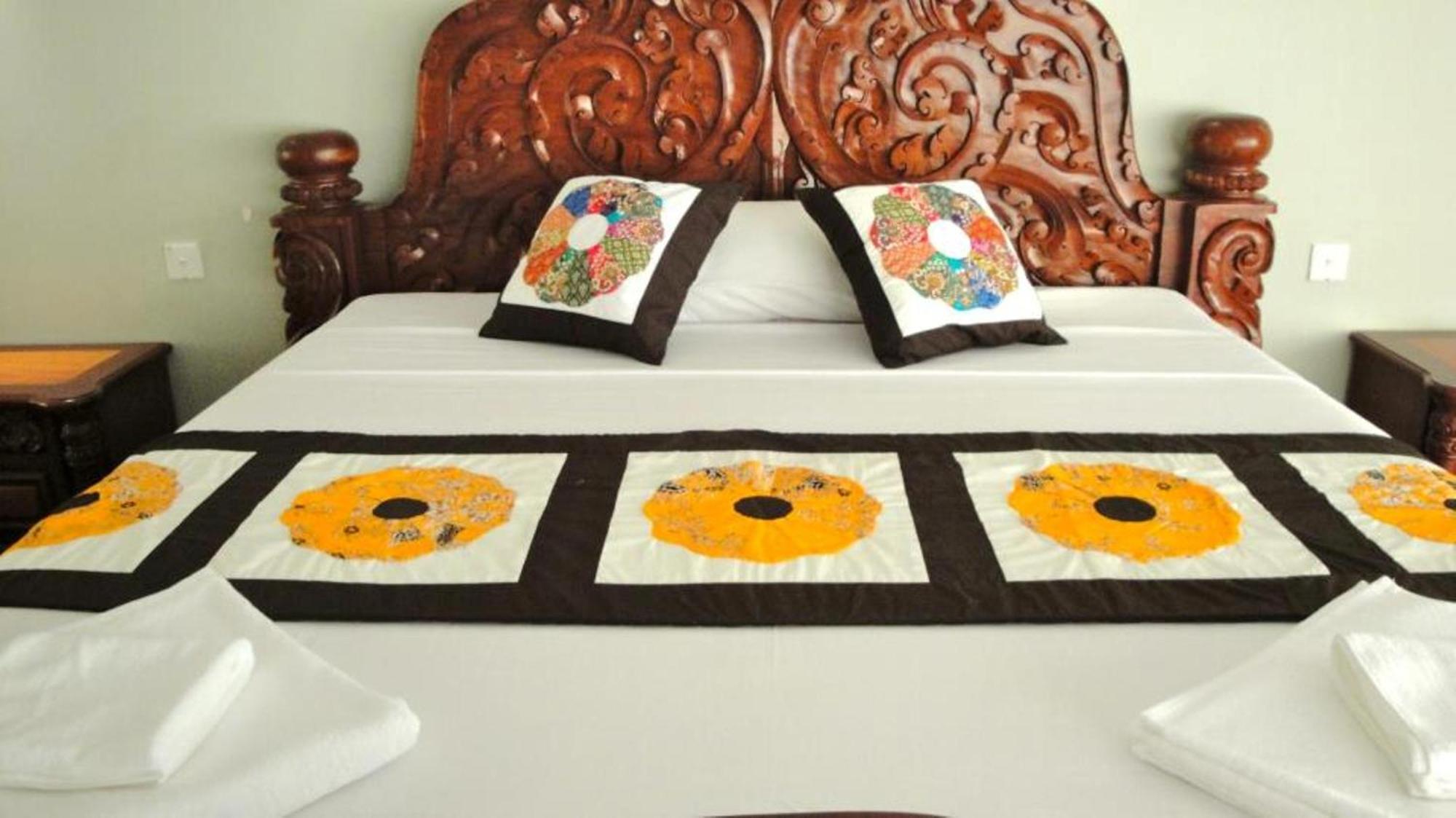Memoria Palace & Resort Pailin Exterior photo