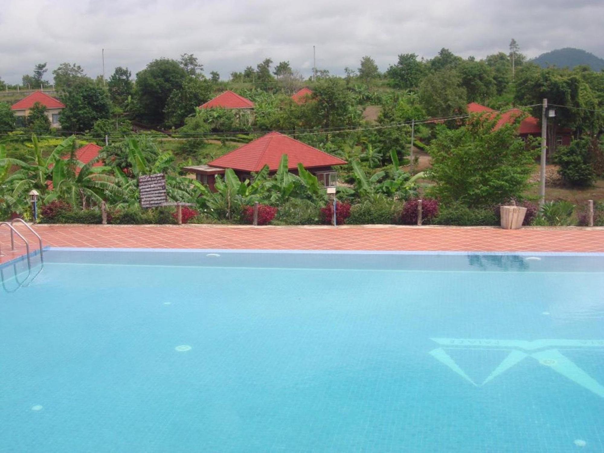 Memoria Palace & Resort Pailin Exterior photo